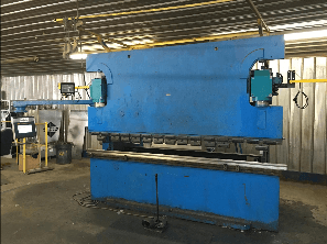 Enu630T CNC press brake control retrofitted to Adira QHD-15040. CNC control upgrades for Adira QHD press brakes. Servomotor upgrades for backgauges.