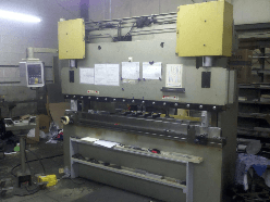 Enu2005NC CNC control retrofit and upgrade for Darley EHP80. CNC electronic upgrades and retrofits. Press brake retrofits, cnc control upgrades.