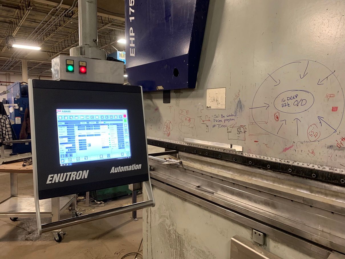 CNC control retrofits for Darley press brakes. Direct replacements for Delem CNC controls. Delem CNC control retrofits. CNC control upgrades for press brakes.